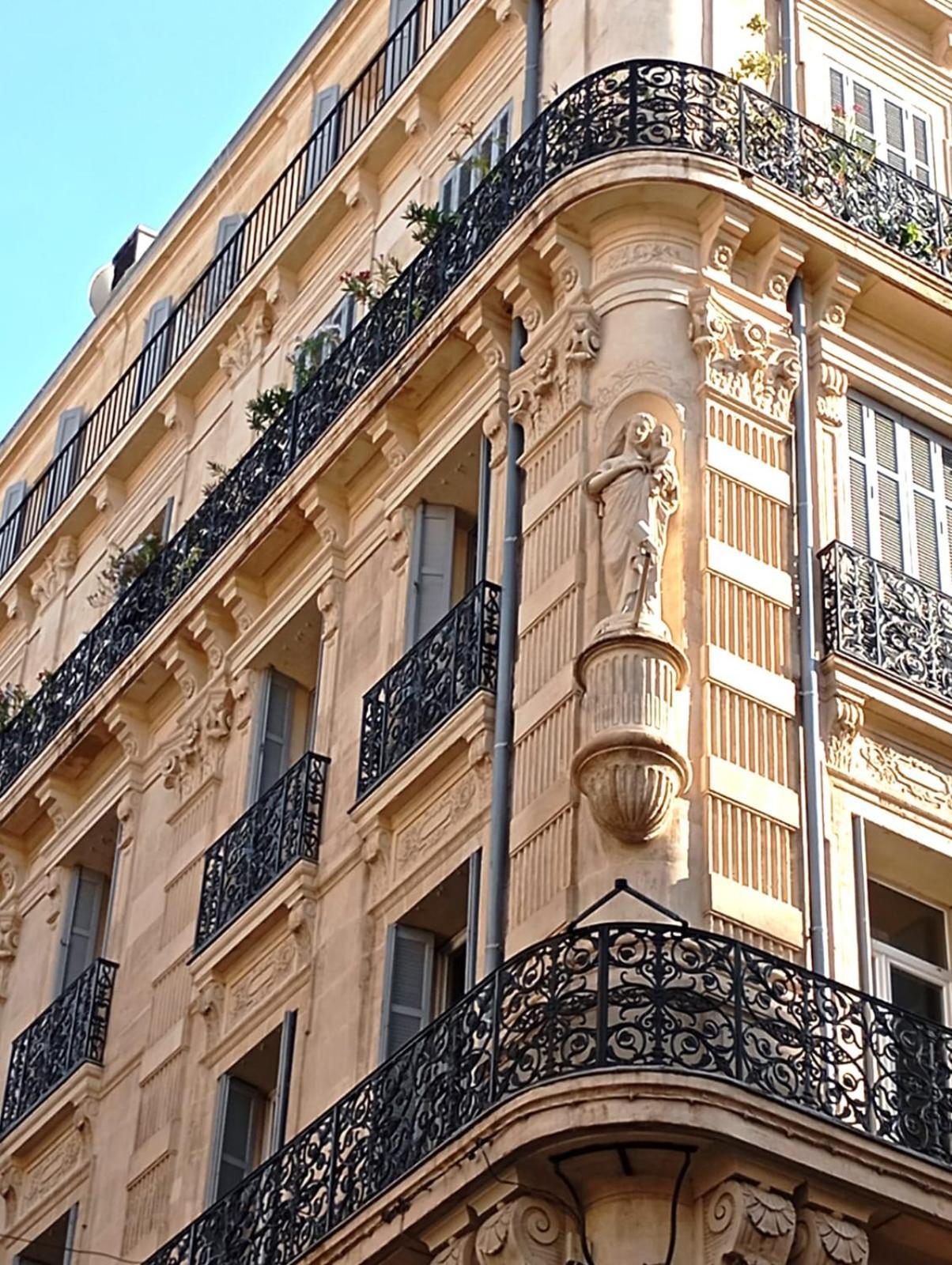 Chez L'Habitant, Propose Grande Chambre Vieux Port マルセイユ エクステリア 写真